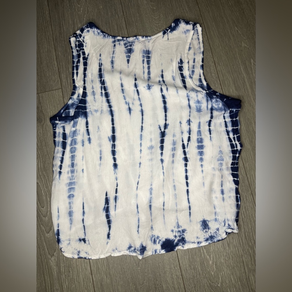 Style envy top size medium - Picture 3 of 7